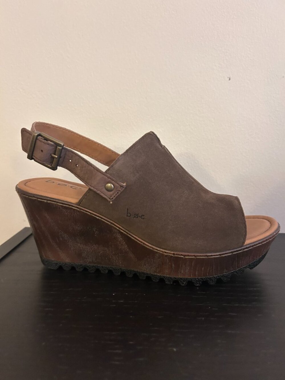 B.o.c. Brown Suede Wedge Slingback Sandals 8 Med (US) New - Picture 6 of 11
